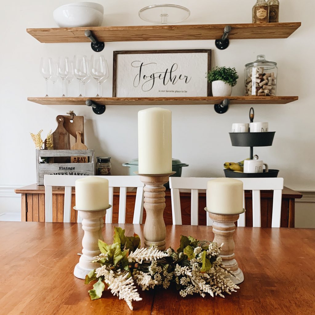 Farmhouse inspired dining room table centerpiece | Our Little Home Style blog