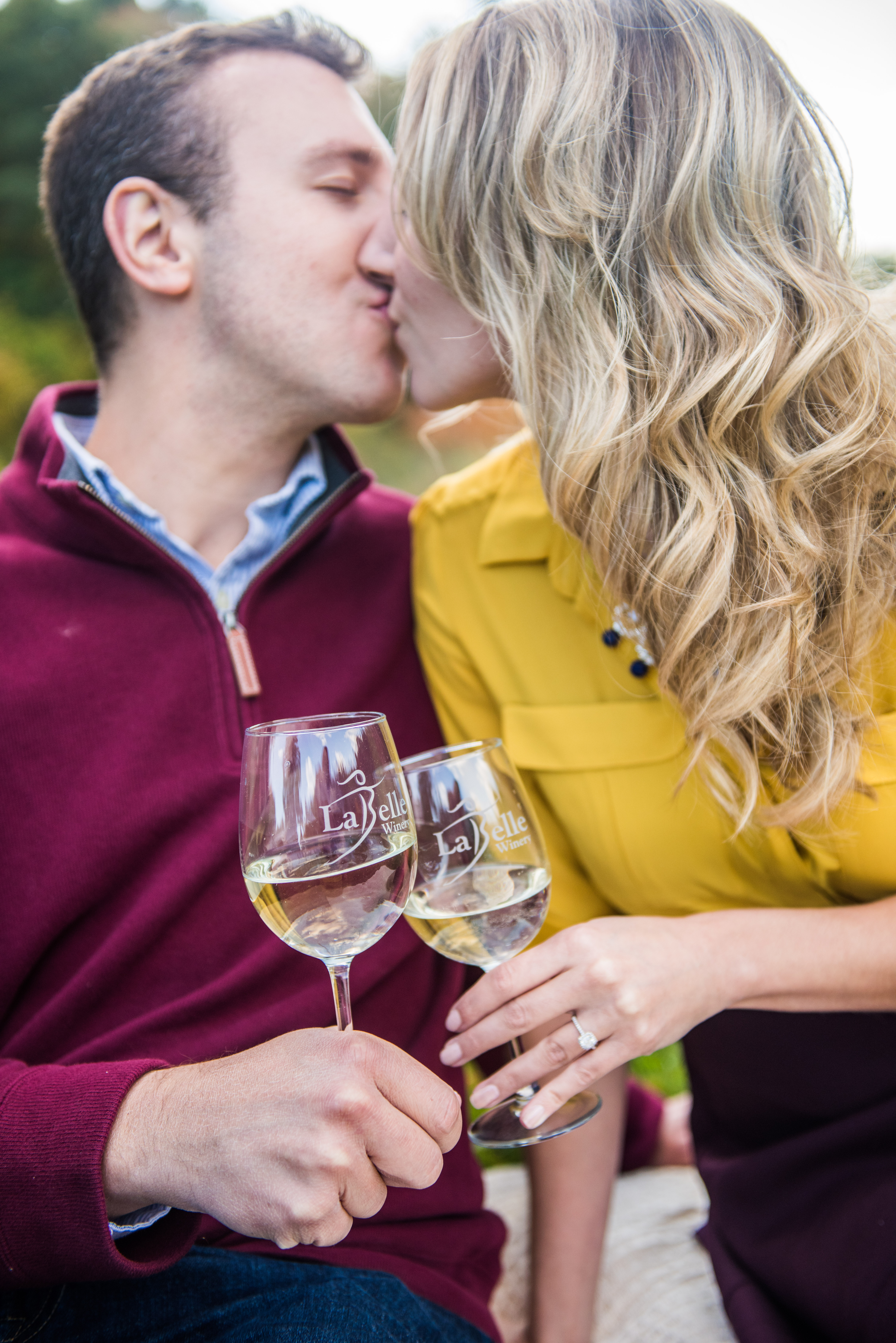Fall wine themed engagement photo ideas for couples