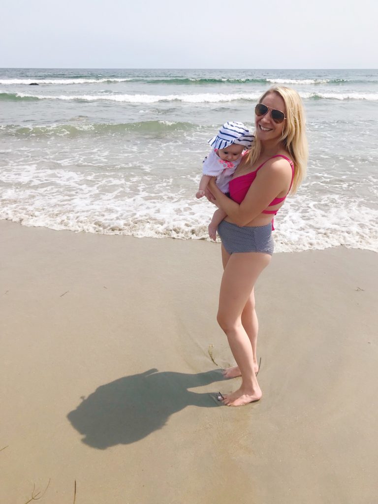 Baby update: Sloane at six months old at the beach with mama!