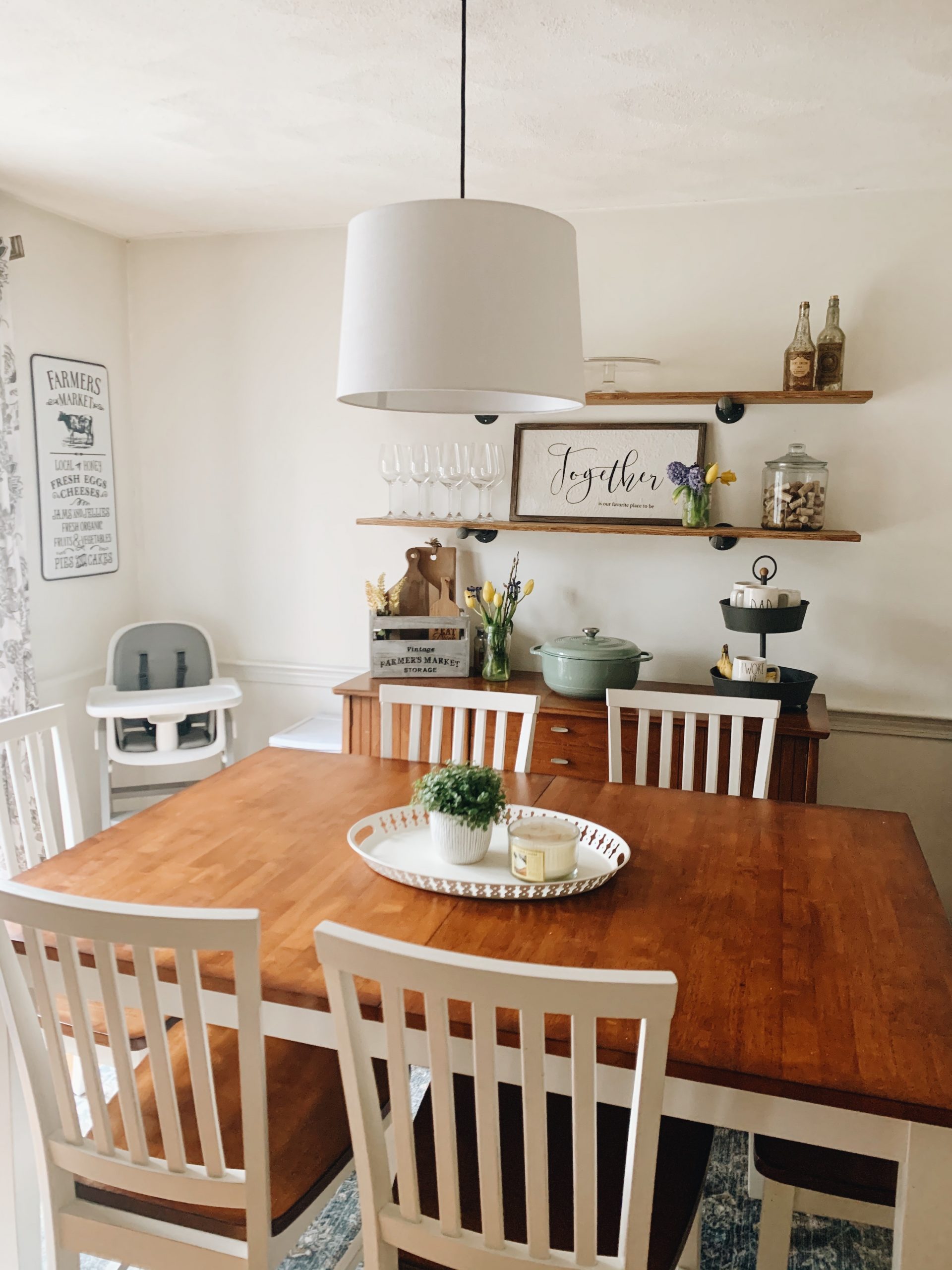 Farmhouse style dining room decor for spring | Our Little Home Style blog